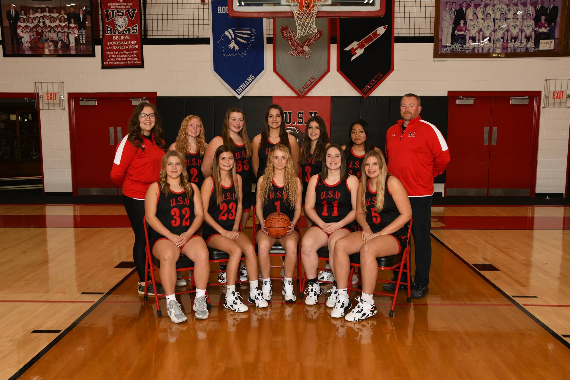 Varsity Girls Basketball 